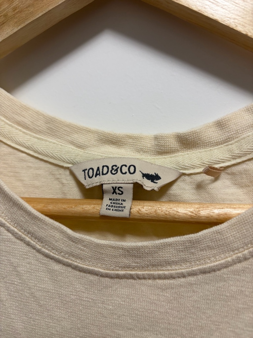 Toad&Co Cream Sleeveless Women’s Hemp Daily Tank Frog Women’s Size XS - Picture 2 of 6